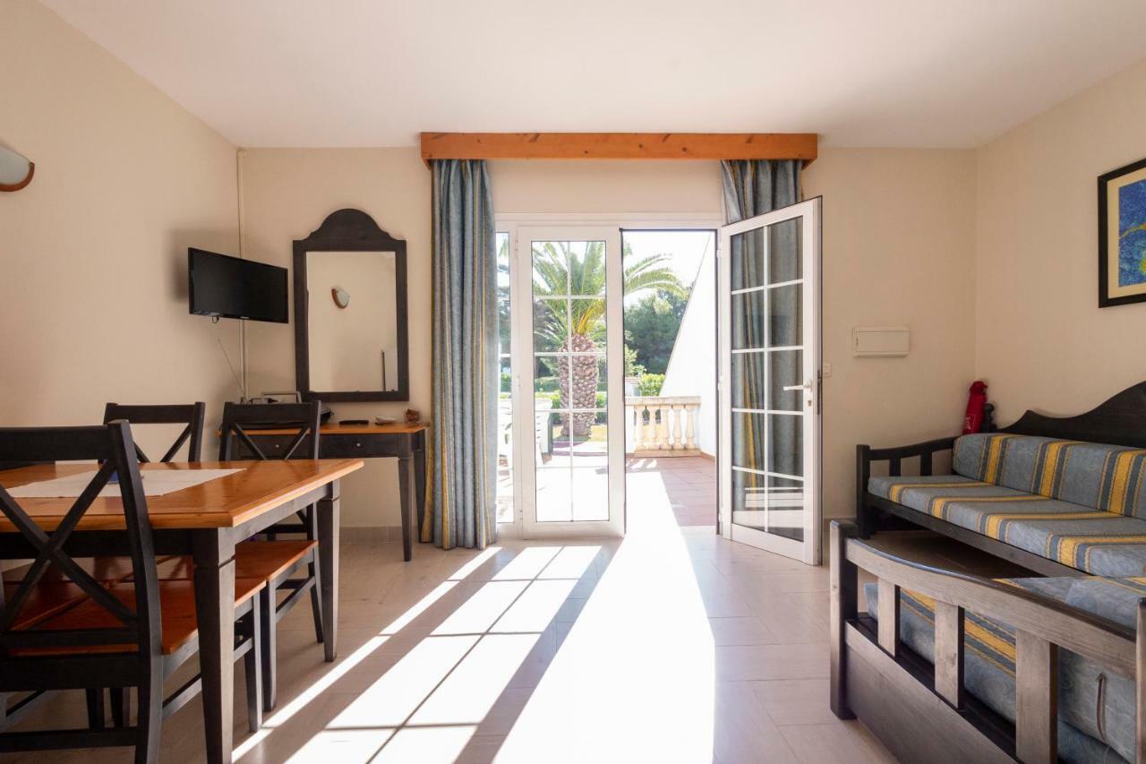 Apartamento En Cala'N Bosch - Cap D'Artrutxアパートメント エクステリア 写真