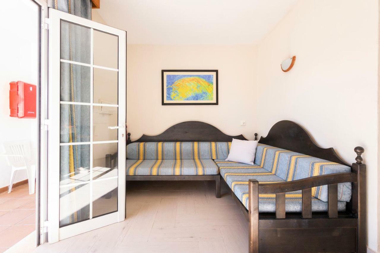 Apartamento En Cala'N Bosch - Cap D'Artrutxアパートメント エクステリア 写真